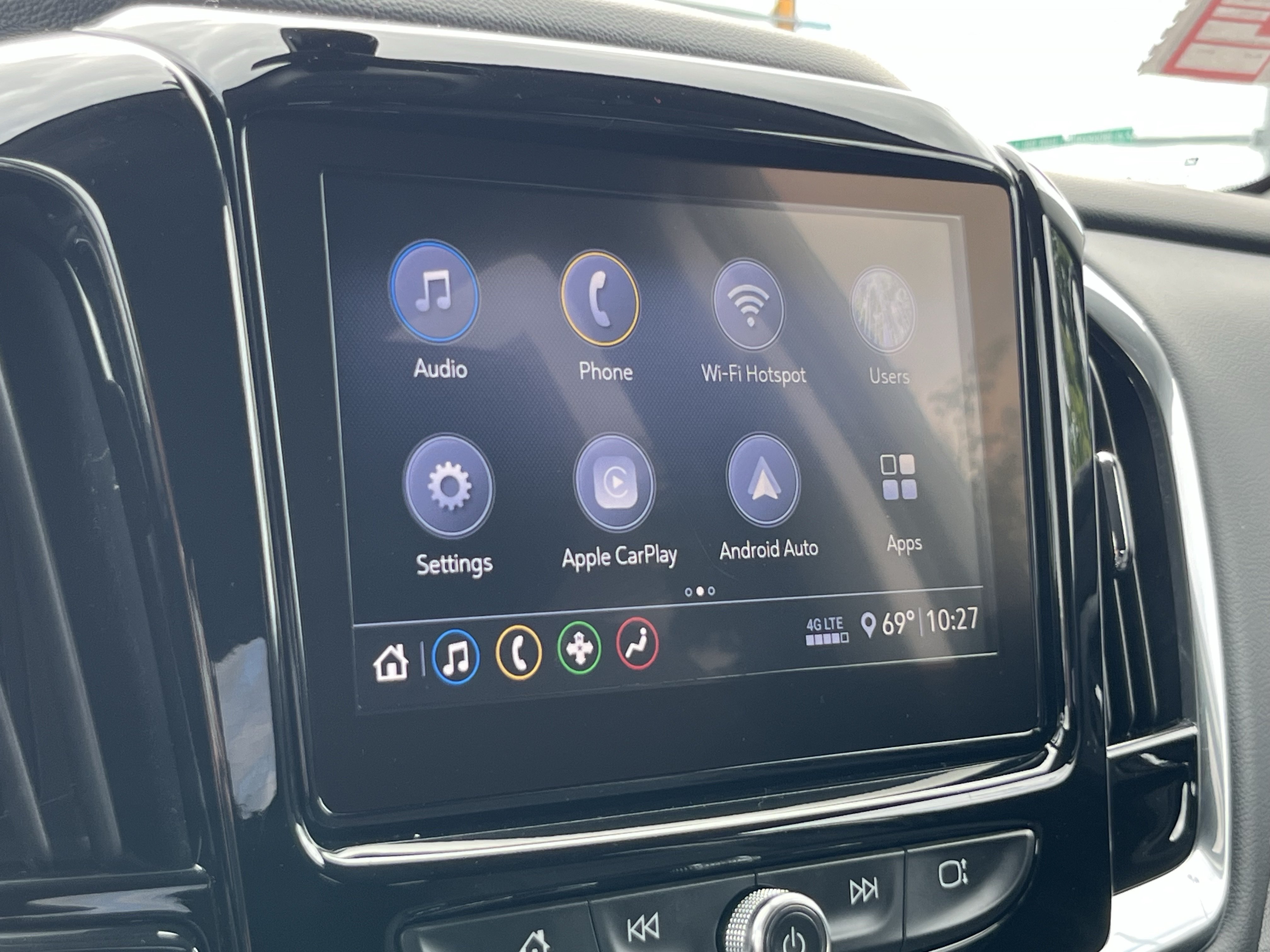 Used 2021 Chevrolet Traverse LT w/ LPO, Blackout Package AWD/4WD image 34
