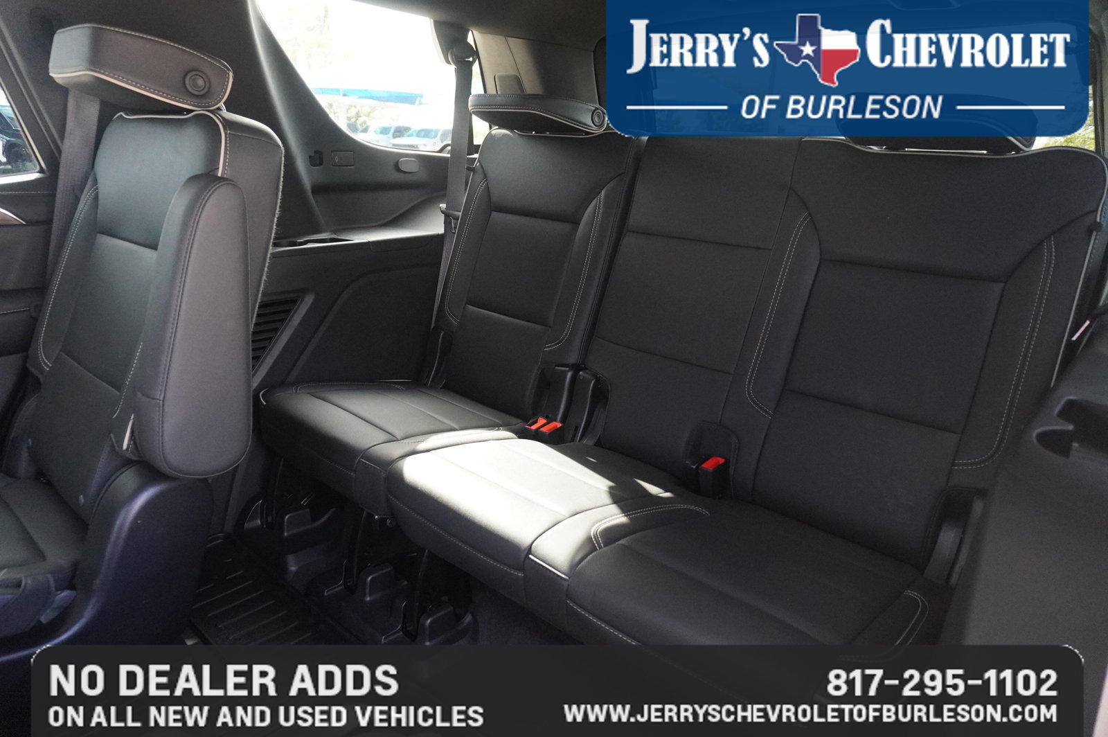 Used 2023 Chevrolet Tahoe Premier AWD/4WD image 9