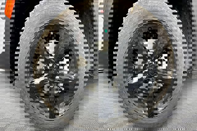 New 2025 Jeep Grand Cherokee Altitude image 13