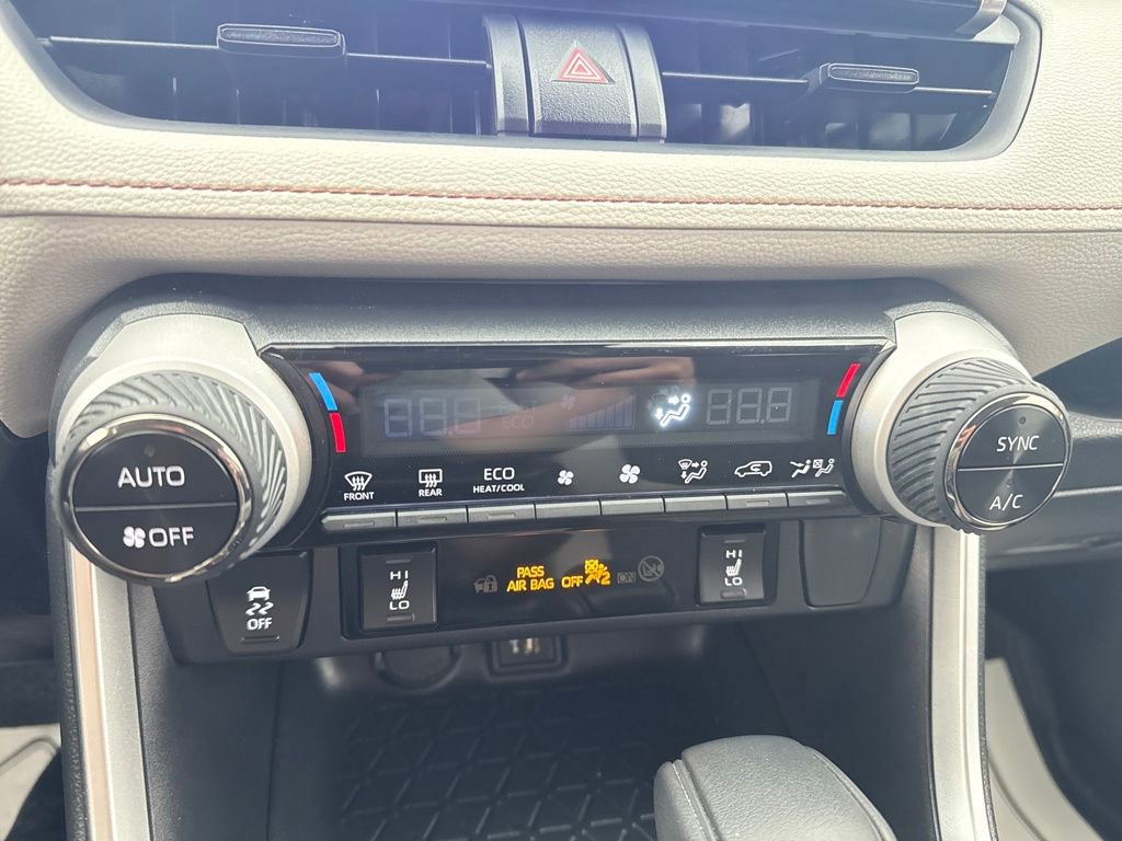 Used 2024 Toyota RAV4 XLE w/ Convenience Package image 16