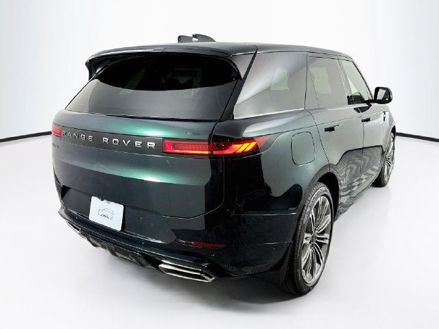 New 2027 Land Rover Range Rover Sport Dynamic SE AWD/4WD image 5