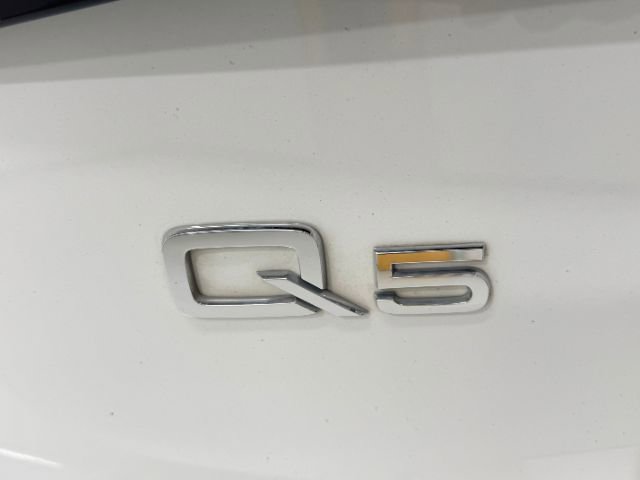 Used 2015 Audi Q5 2.0T Premium Plus w/ Technology Package image 16