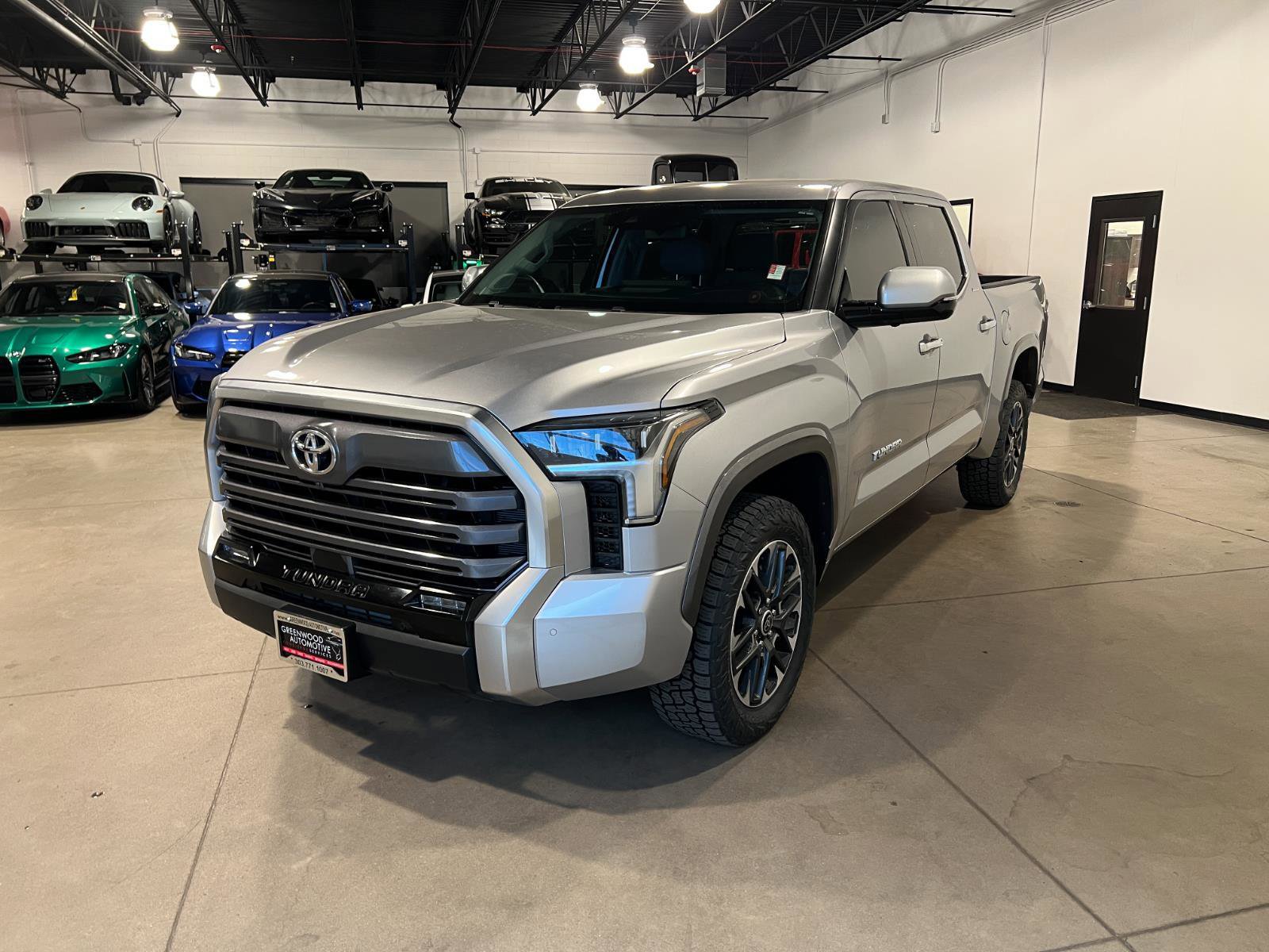 Used 2024 Toyota Tundra Limited AWD/4WD image 7