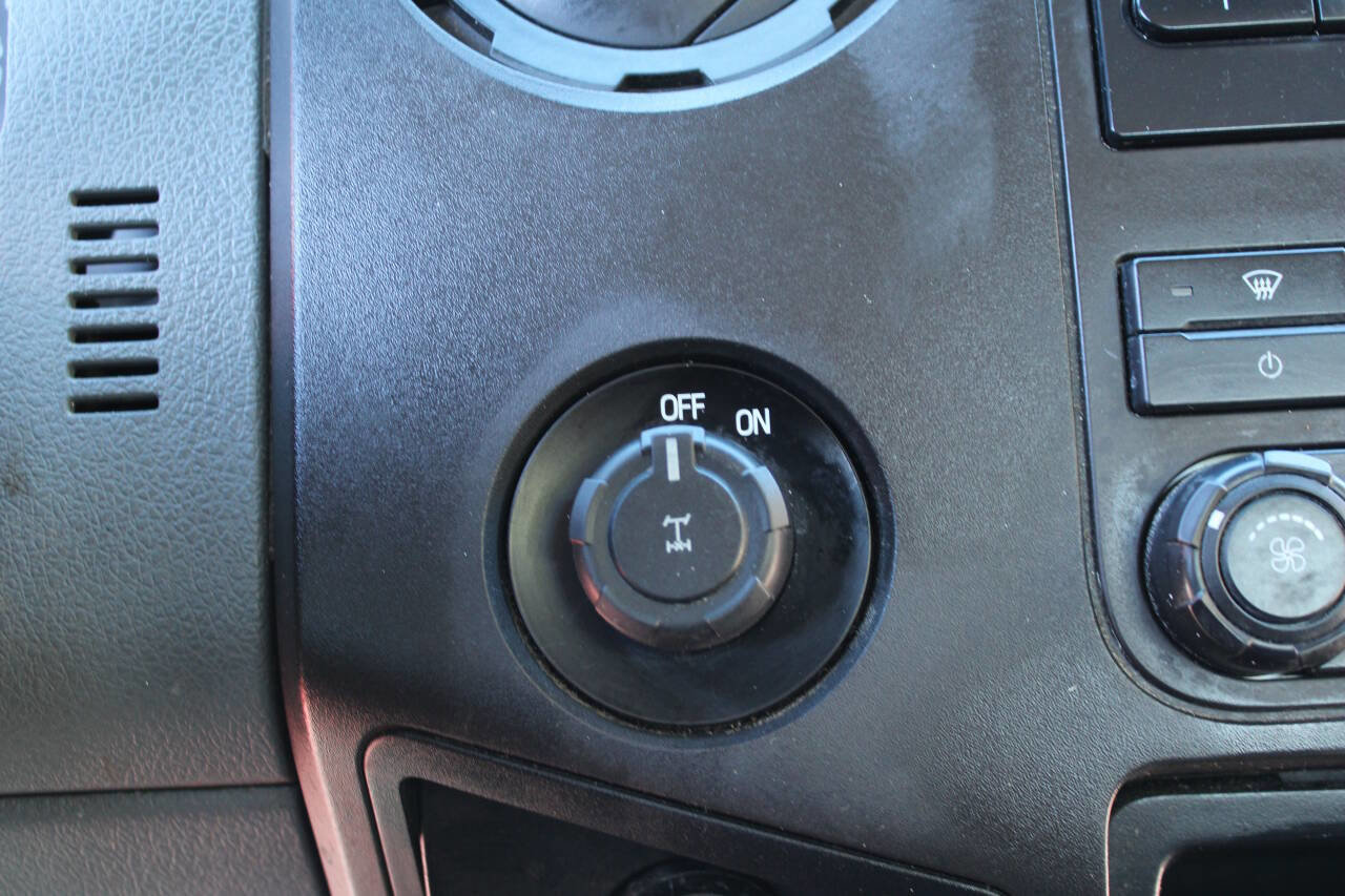 Used 2016 Ford F250 XL w/ Snow Plow Prep Package image 25