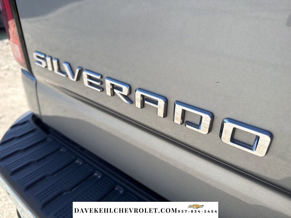 Used 2025 Chevrolet Silverado 2500 LTZ w/ LTZ Premium Package AWD/4WD image 38