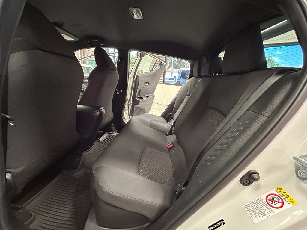 Used 2019 Toyota C-HR XLE FWD image 50