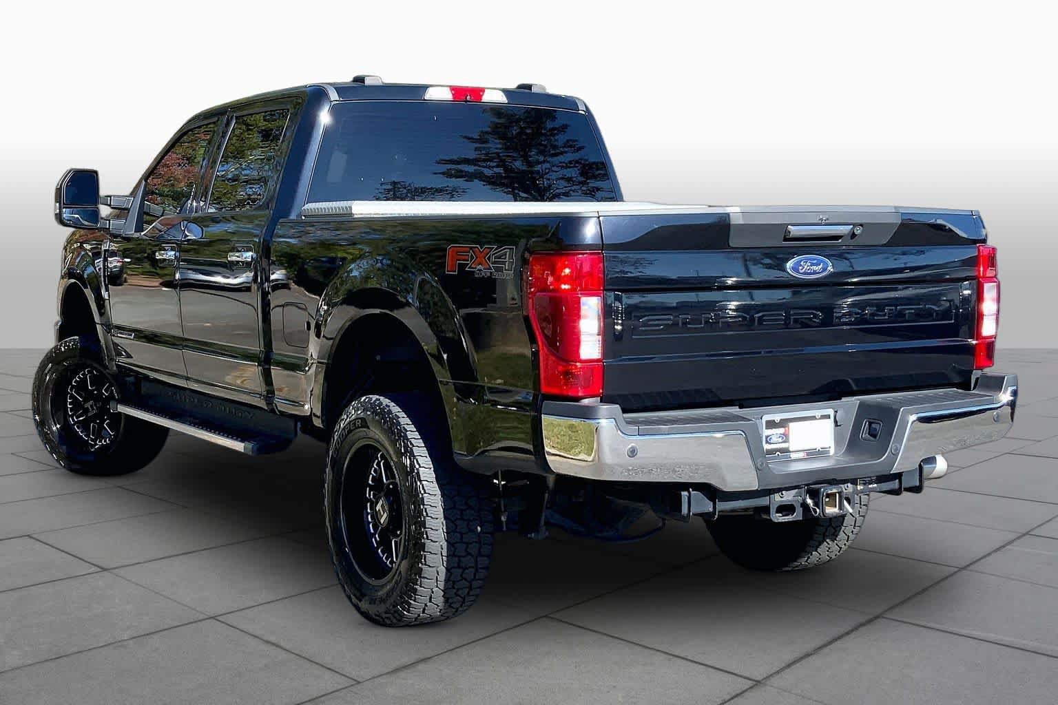 Used 2020 Ford F250 XLT w/ XLT Premium Package AWD/4WD image 11
