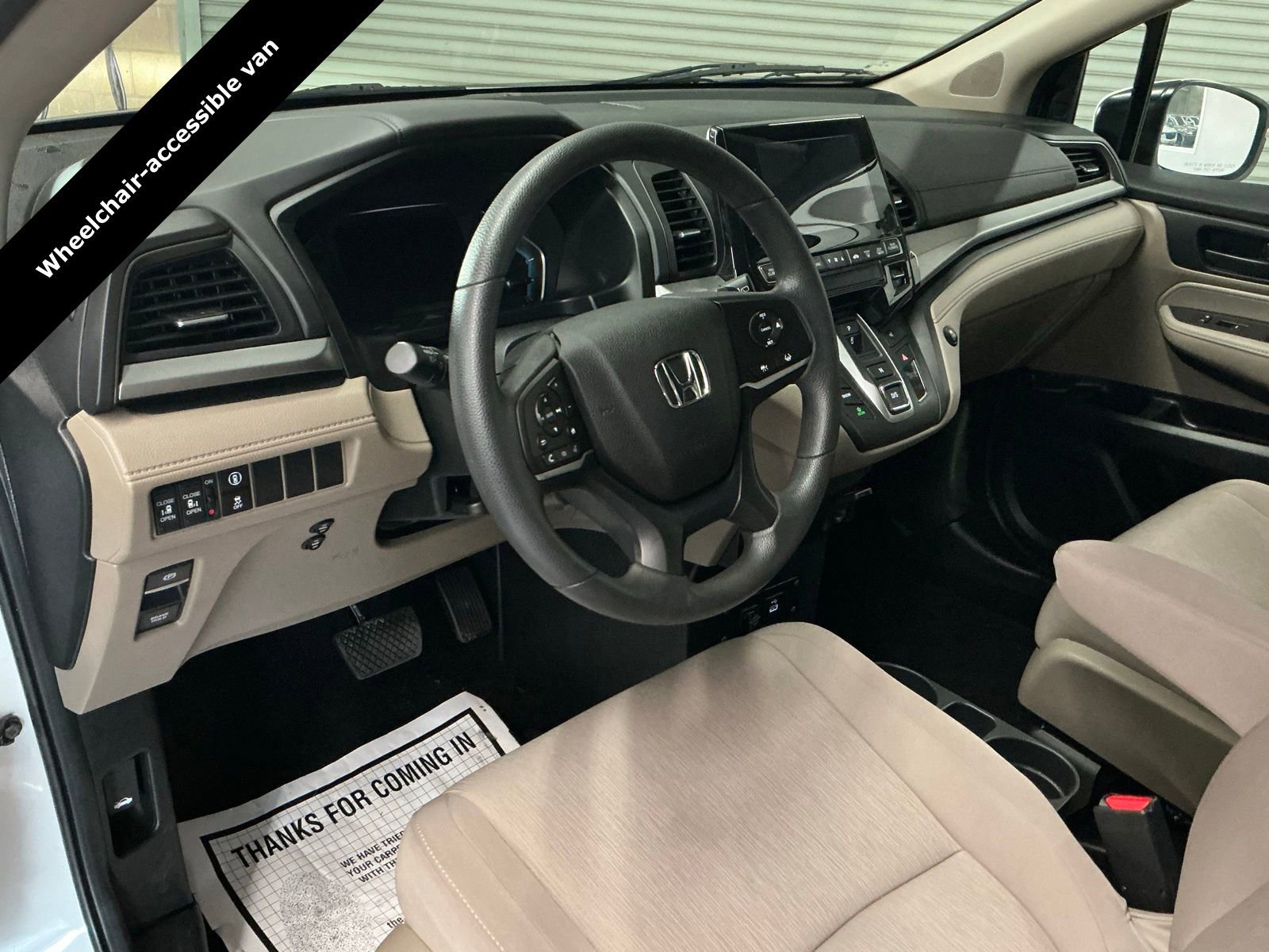 Used 2021 Honda Odyssey EX image 11