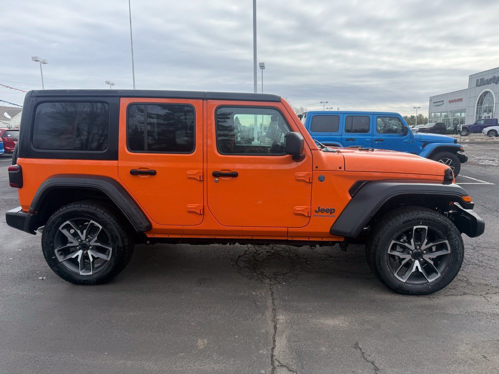Used 2025 Jeep Wrangler Unlimited Sport S 4xe w/ Convenience Group AWD/4WD image 2