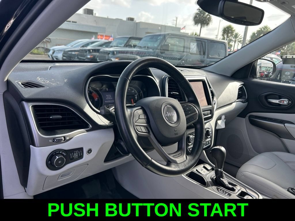 Certified 2021 Jeep Cherokee Latitude Lux w/ Sun & Sound Group FWD image 13