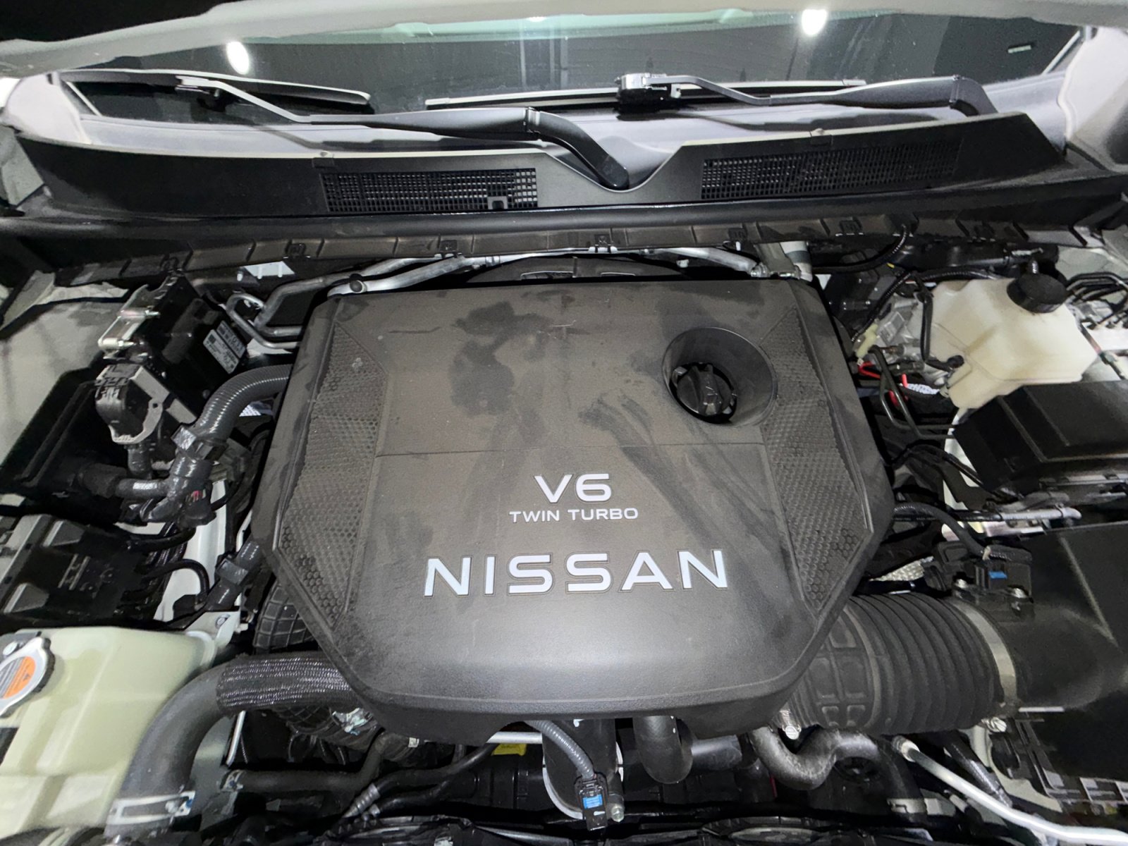 Certified 2025 Nissan Armada PRO-4X image 22