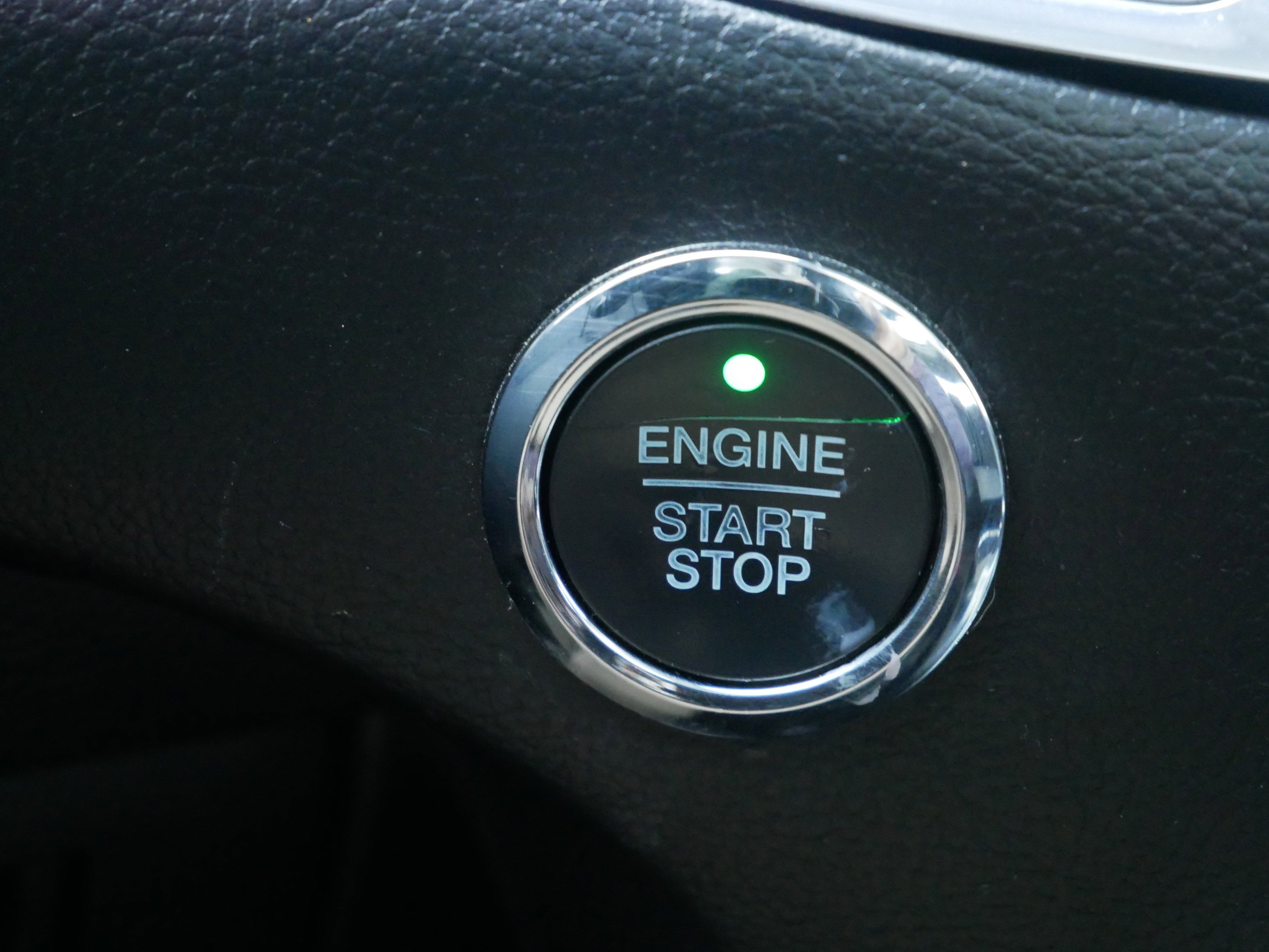 Used 2017 Ford Edge Titanium w/ Equipment Group 302A image 28