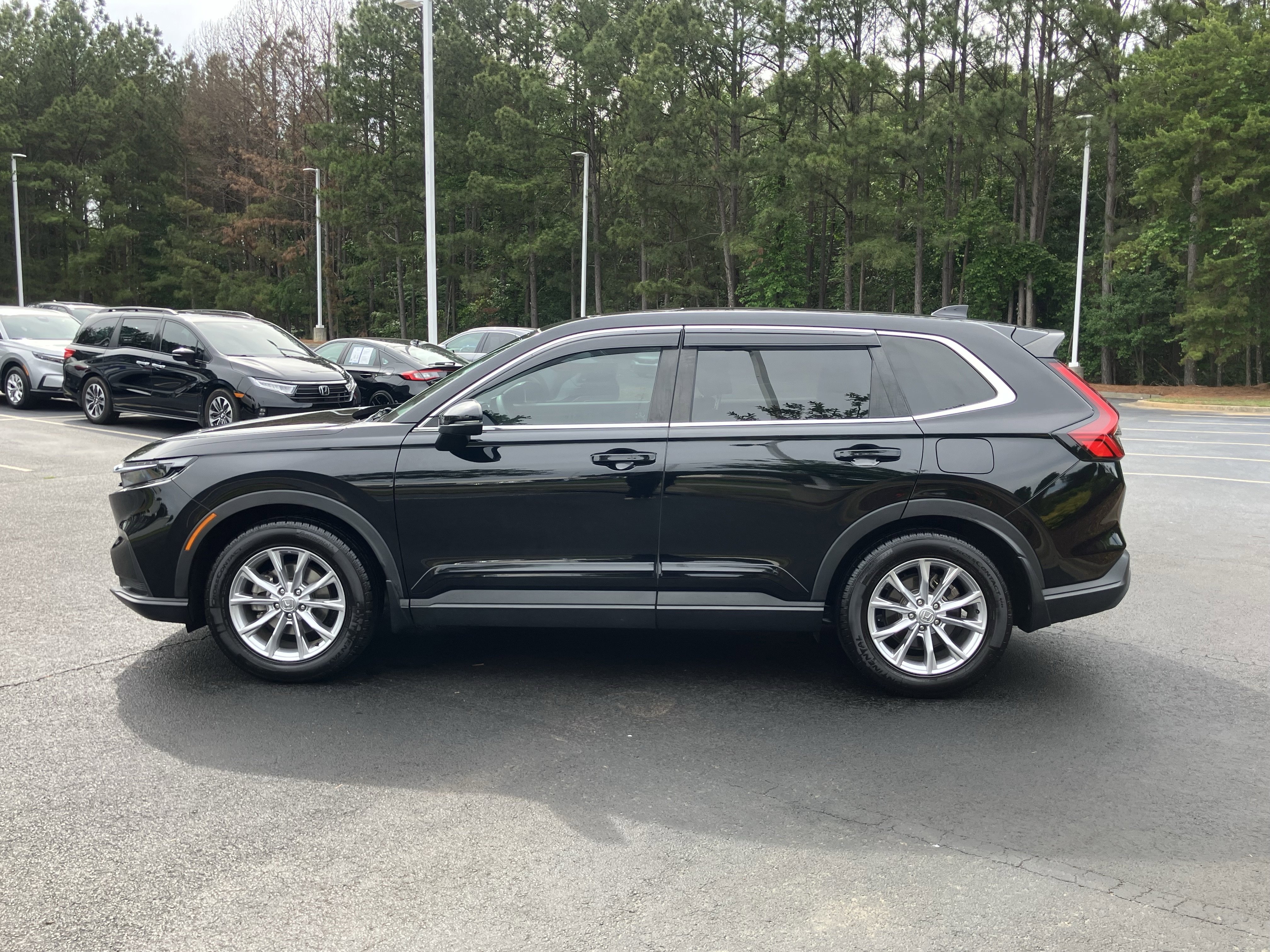 Used 2023 Honda CR-V EX image 7