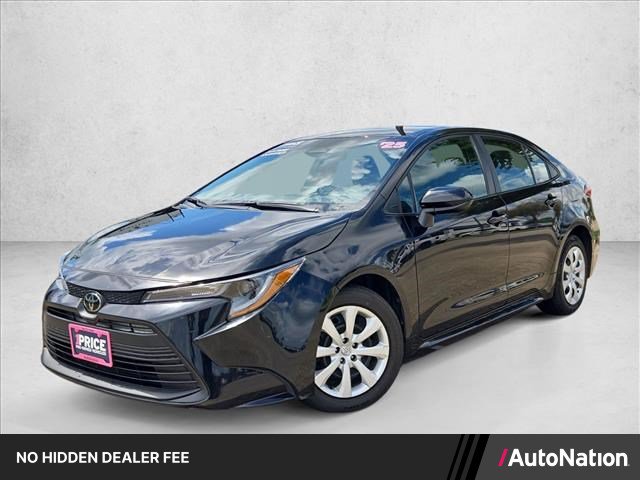 Used 2025 Toyota Corolla LE FWD image 1