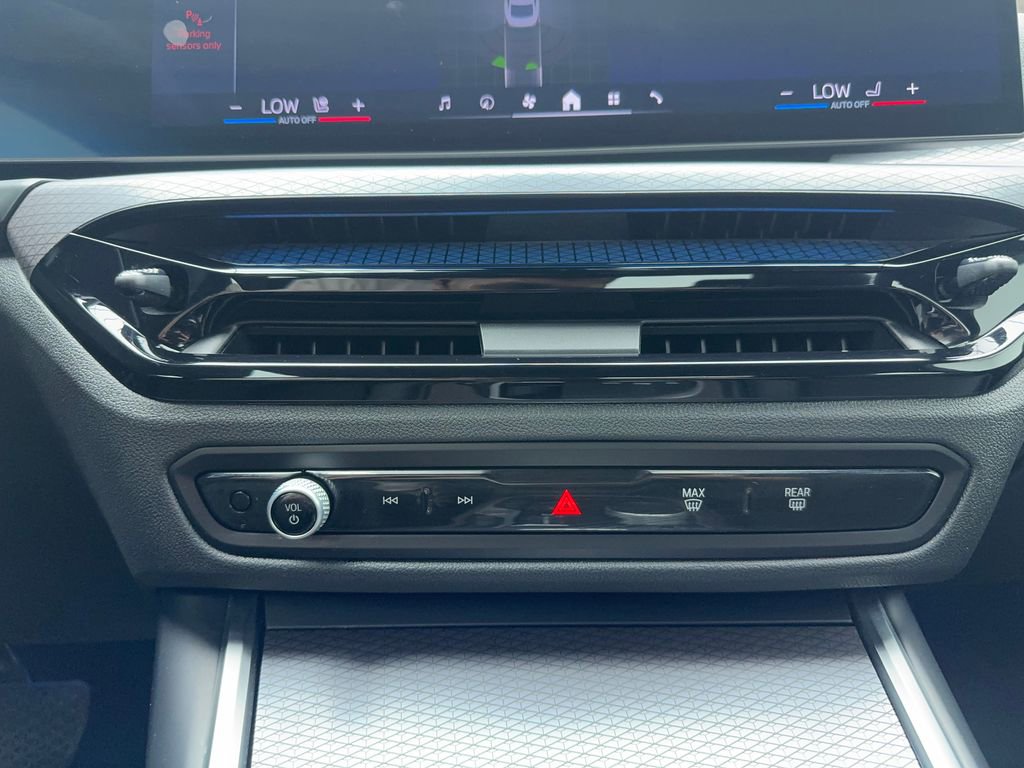 Used 2026 BMW 430i xDrive Coupe AWD/4WD image 39