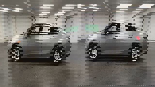 Used 2024 Chevrolet Malibu LT image 5