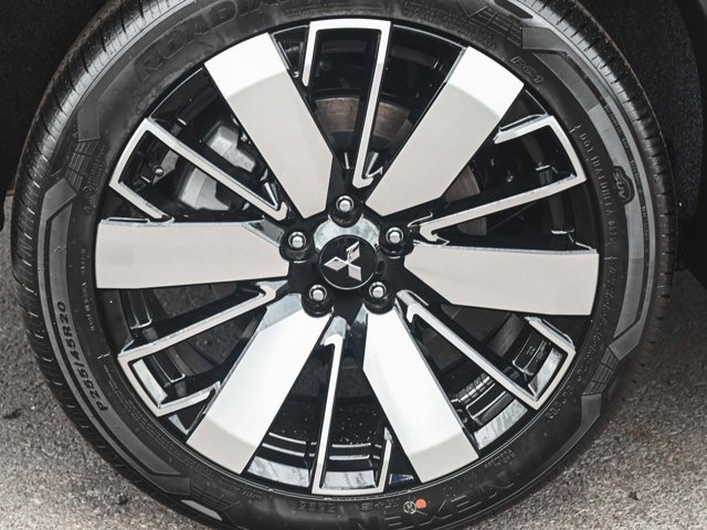 New 2025 Mitsubishi Outlander SE AWD/4WD image 7