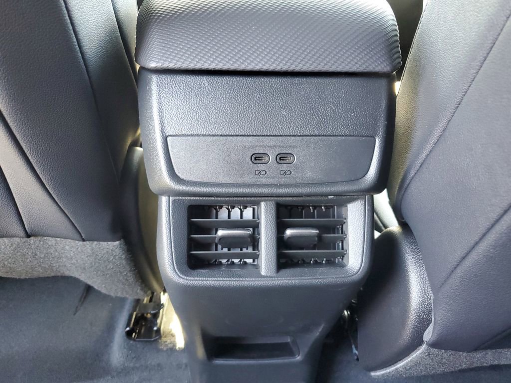 New 2026 Chevrolet Equinox LT image 13