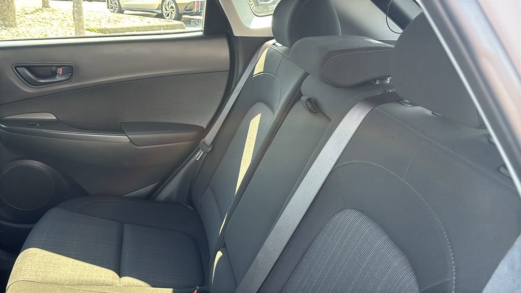 Used 2023 Hyundai Kona SEL AWD/4WD image 30