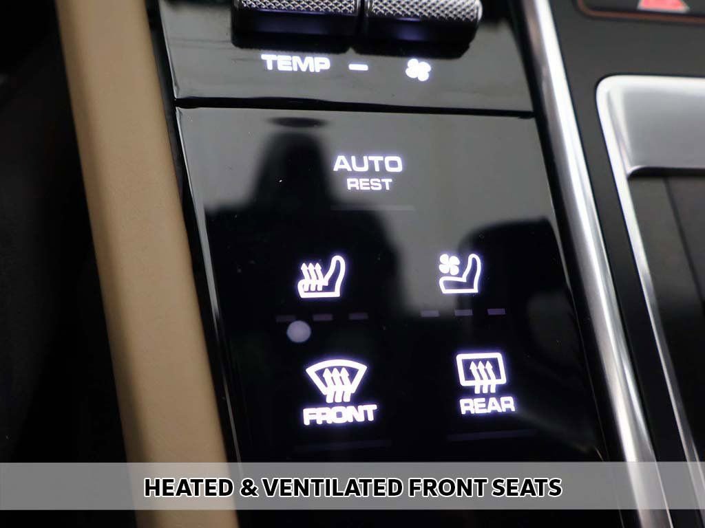 Used 2022 Porsche Cayenne GTS image 8