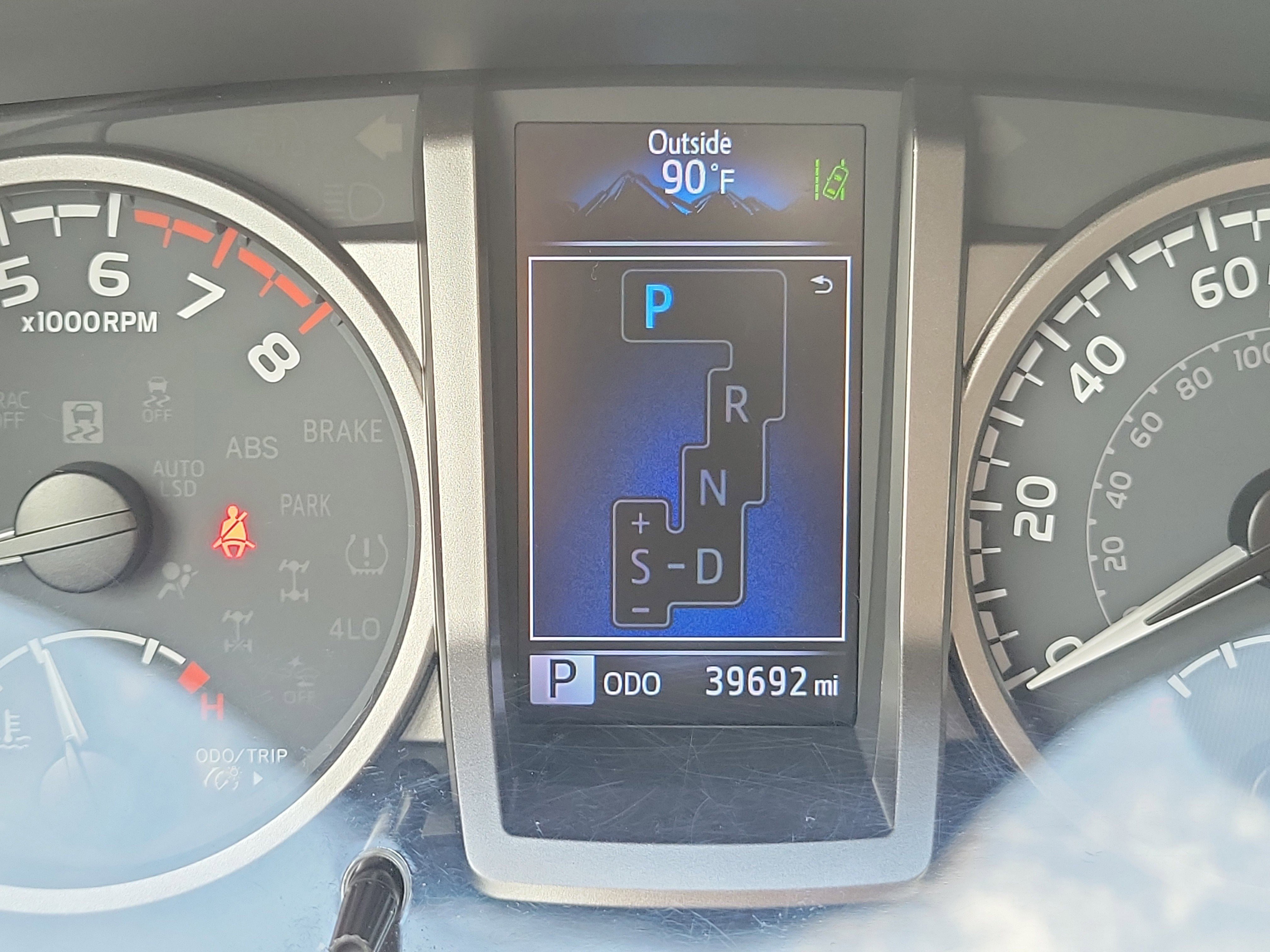 Used 2023 Toyota Tacoma SR5 RWD image 28
