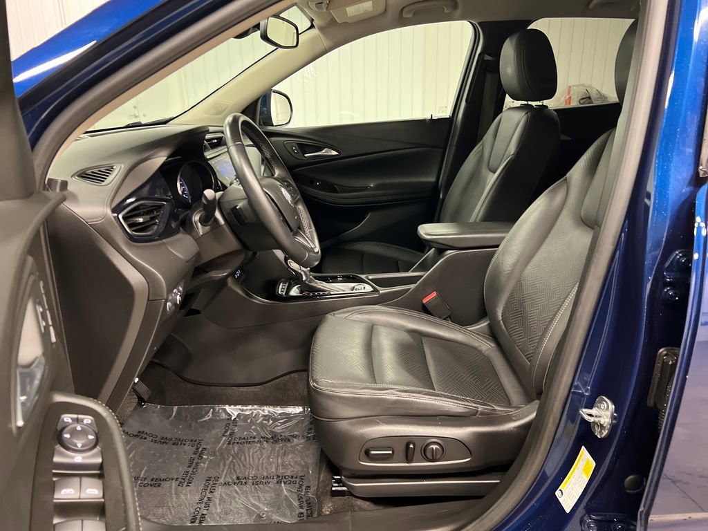 Certified 2022 Buick Encore GX Essence AWD/4WD image 13