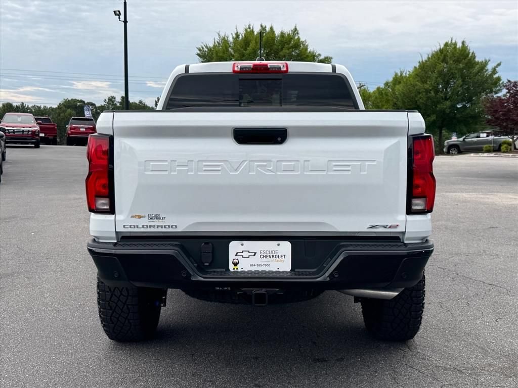 New 2026 Chevrolet Colorado ZR2 w/ Technology Package AWD/4WD image 4