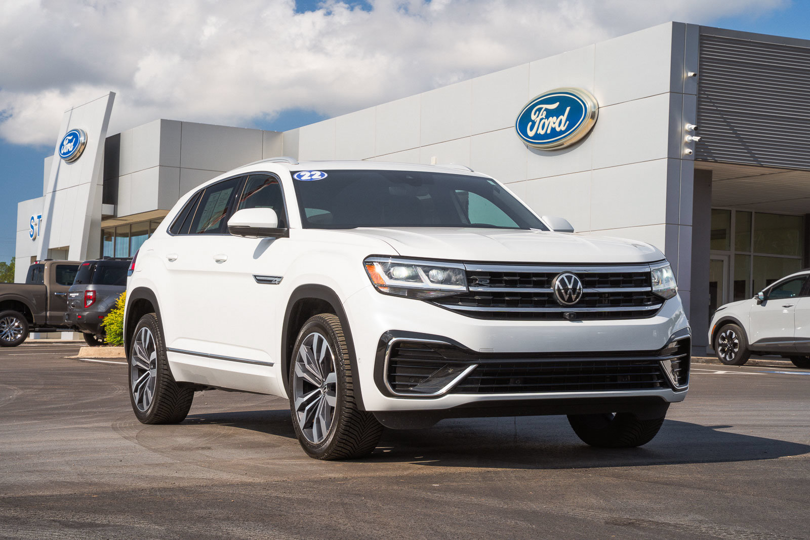 Used 2022 Volkswagen Atlas Cross Sport SEL Premium R-Line