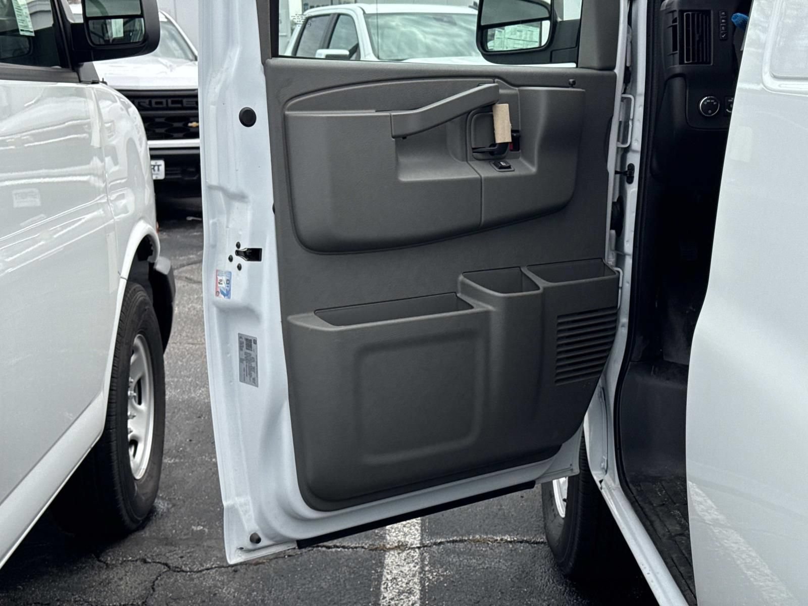 New 2025 Chevrolet Express 2500 w/ Driver Convenience Package RWD image 15