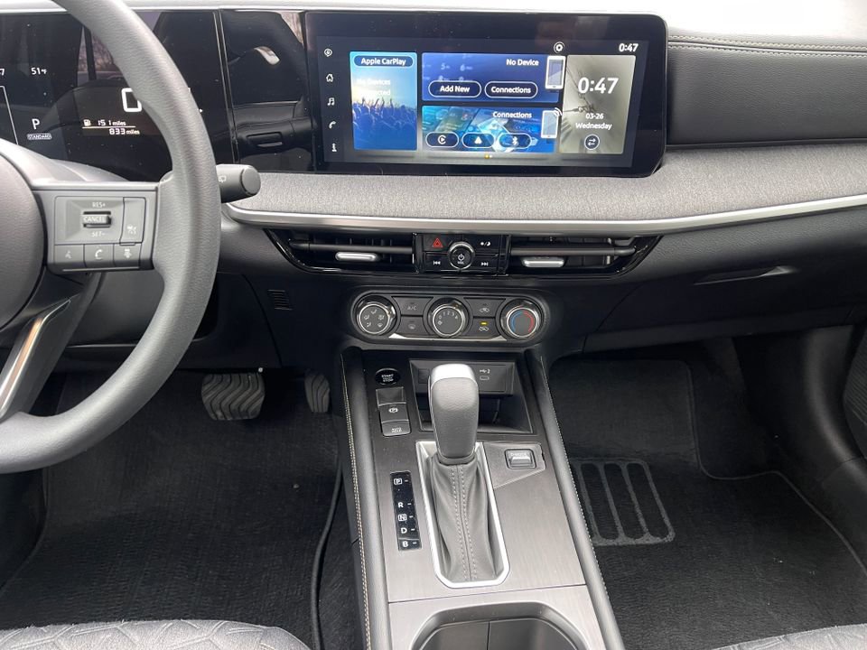 New 2025 Nissan Kicks SV w/ Illumination Package image 15