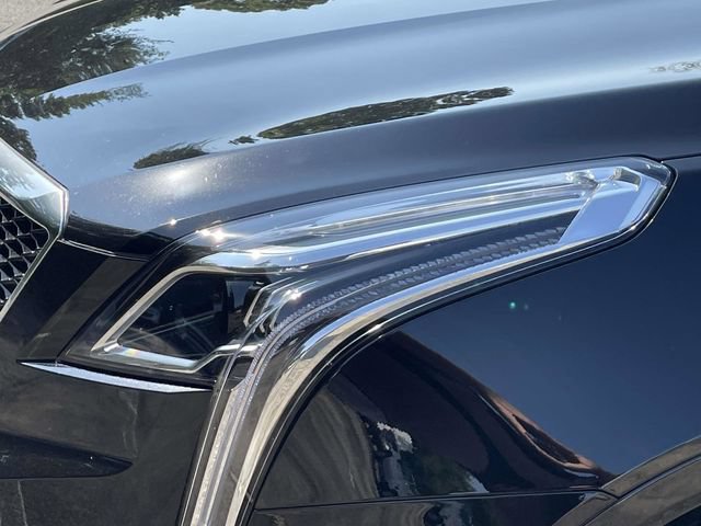 Certified 2026 Cadillac XT5 Sportv w/ LPO, Floor Liner Package AWD/4WD image 9