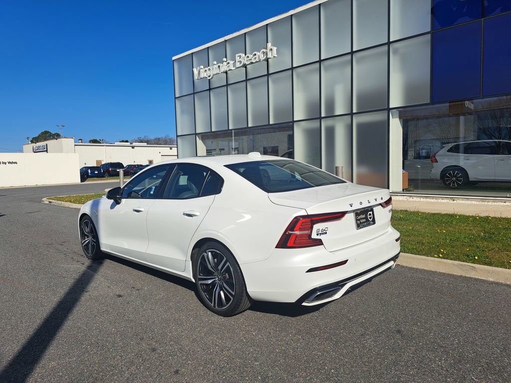 Used 2022 Volvo S60 B5 R-Design w/ Climate Package image 7