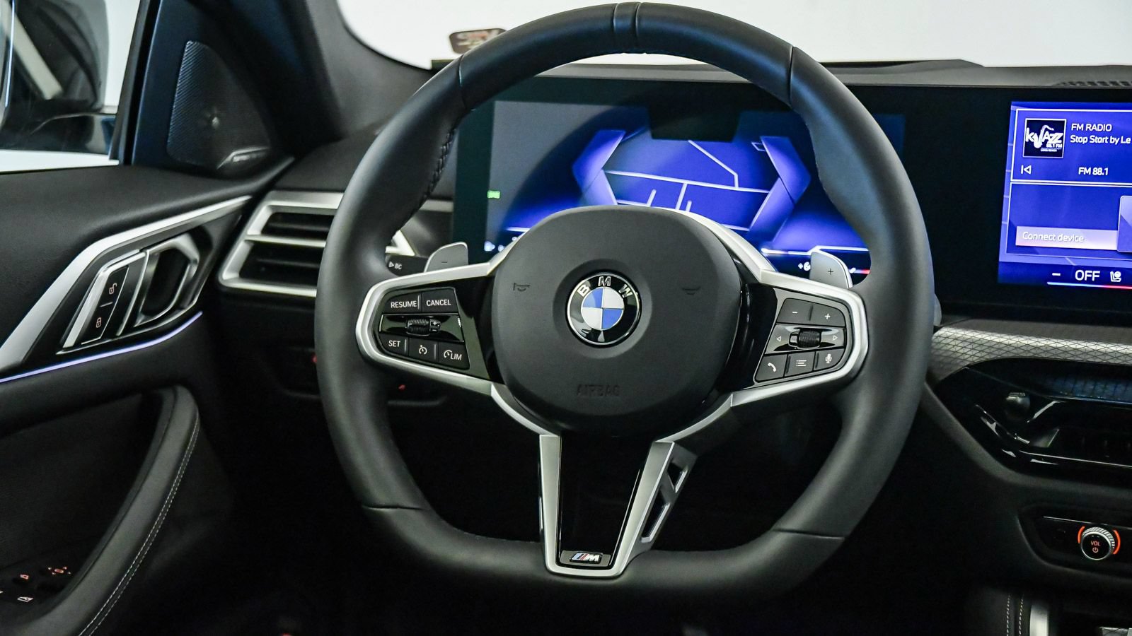 Used 2026 BMW 430i Coupe w/ M Sport Package RWD image 14