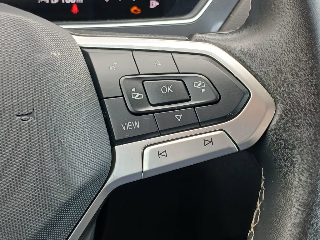 Used 2024 Volkswagen Tiguan SE image 18