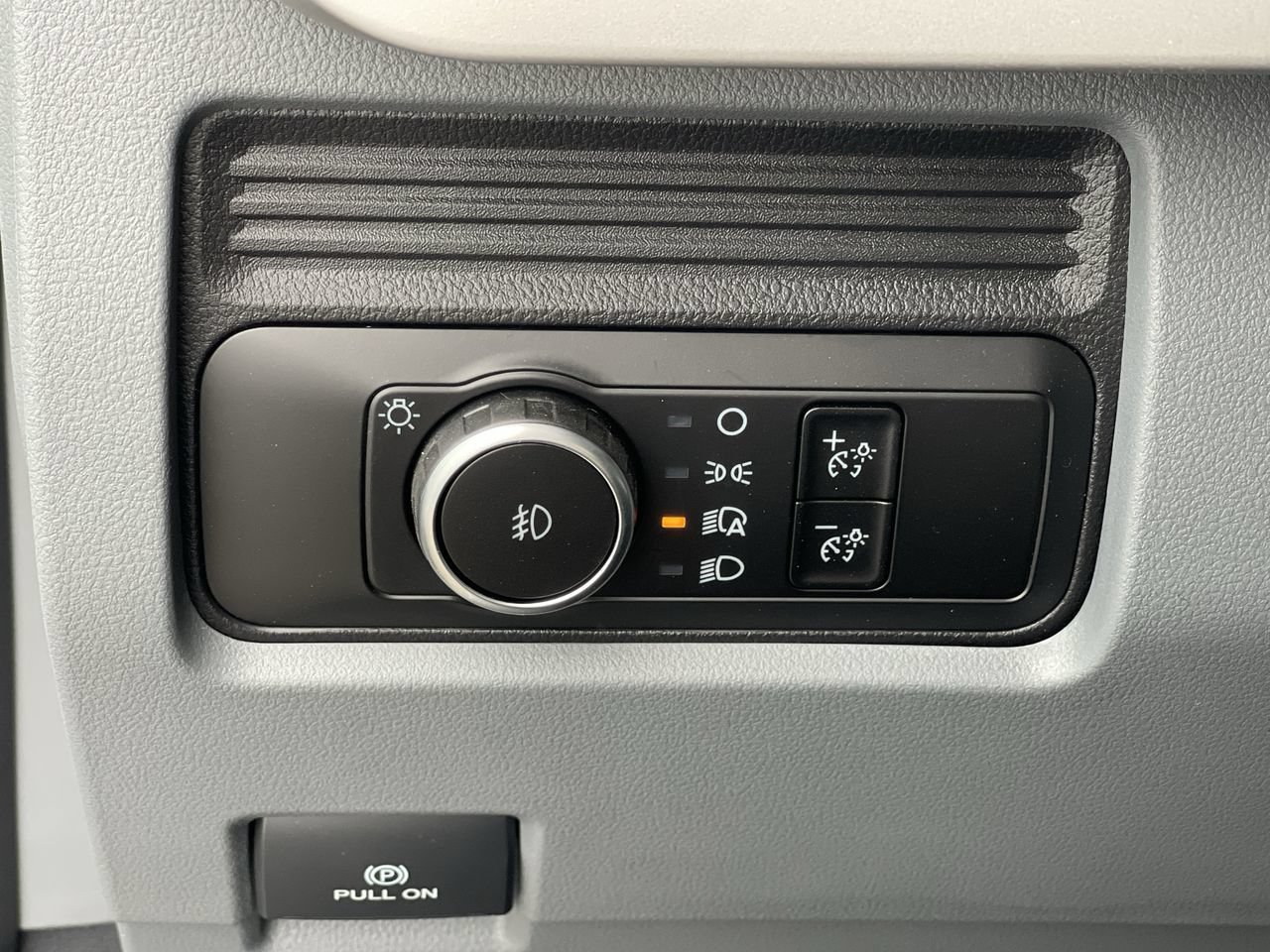 New 2026 Ford F550 2WD Crew Cab Super Duty image 23