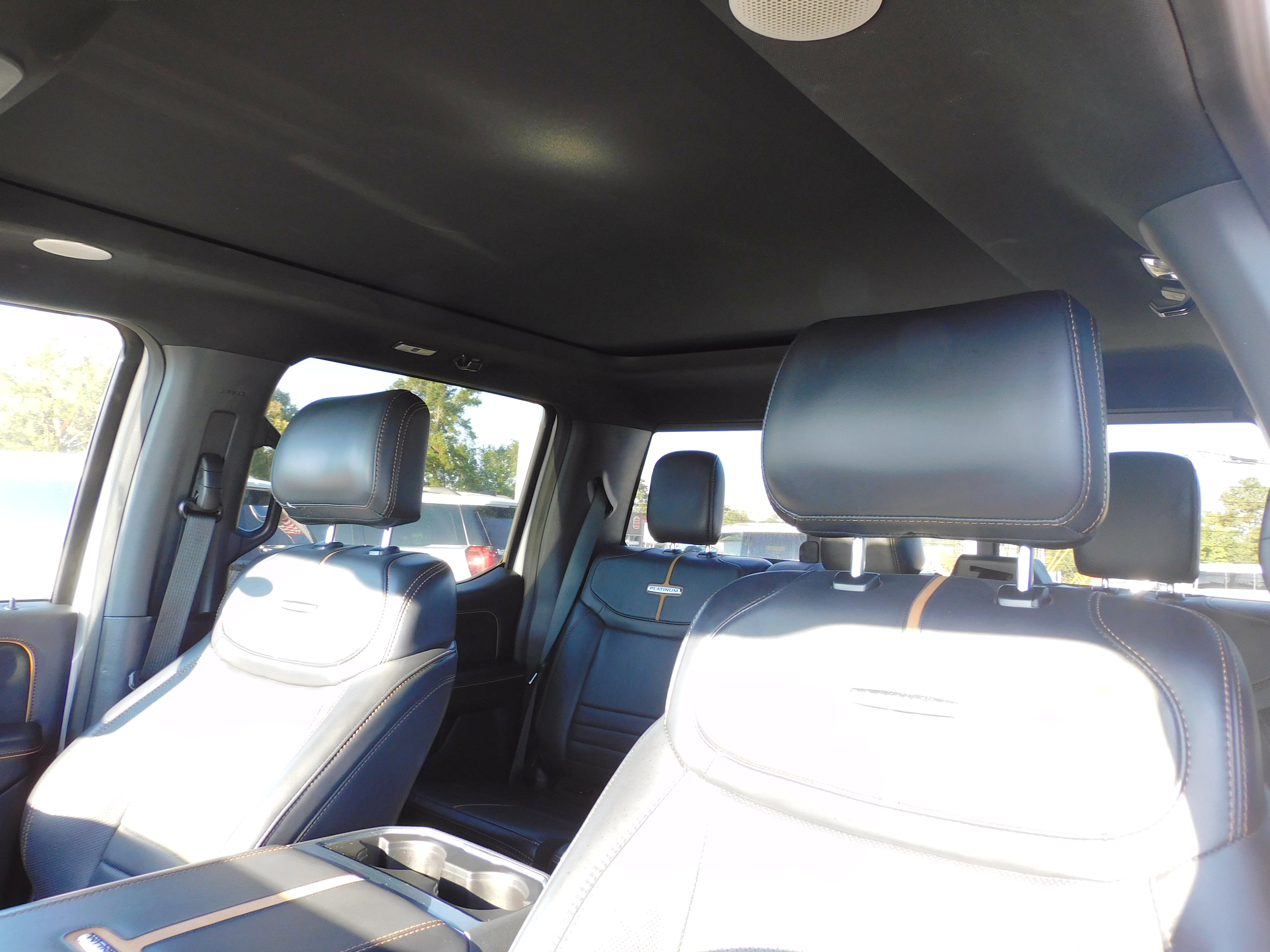 Used 2024 Ford F350 Platinum w/ FX4 Off-Road Package image 11