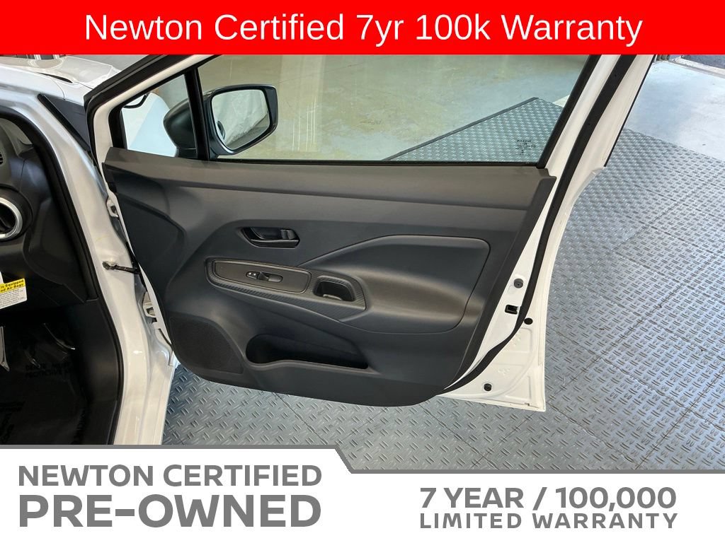 Used 2025 Nissan Versa S w/ Trunk Package FWD image 35