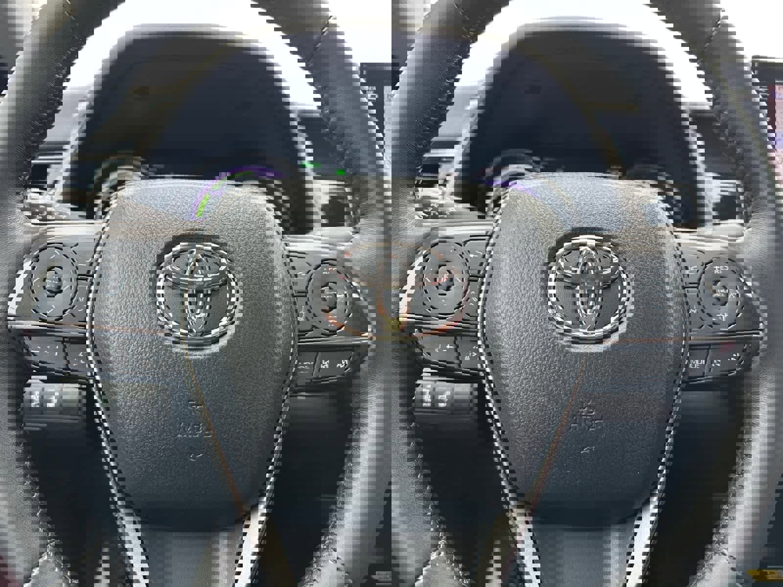 Used 2023 Toyota Camry XSE image 18