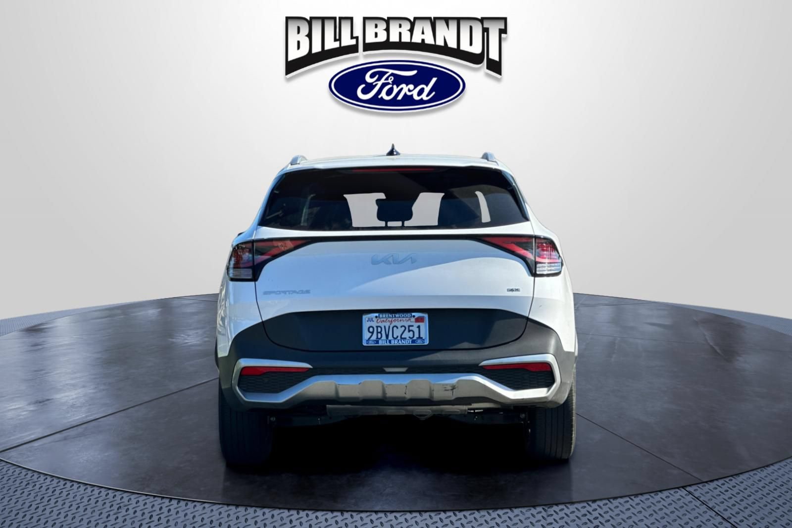 Used 2023 Kia Sportage EX AWD/4WD image 4