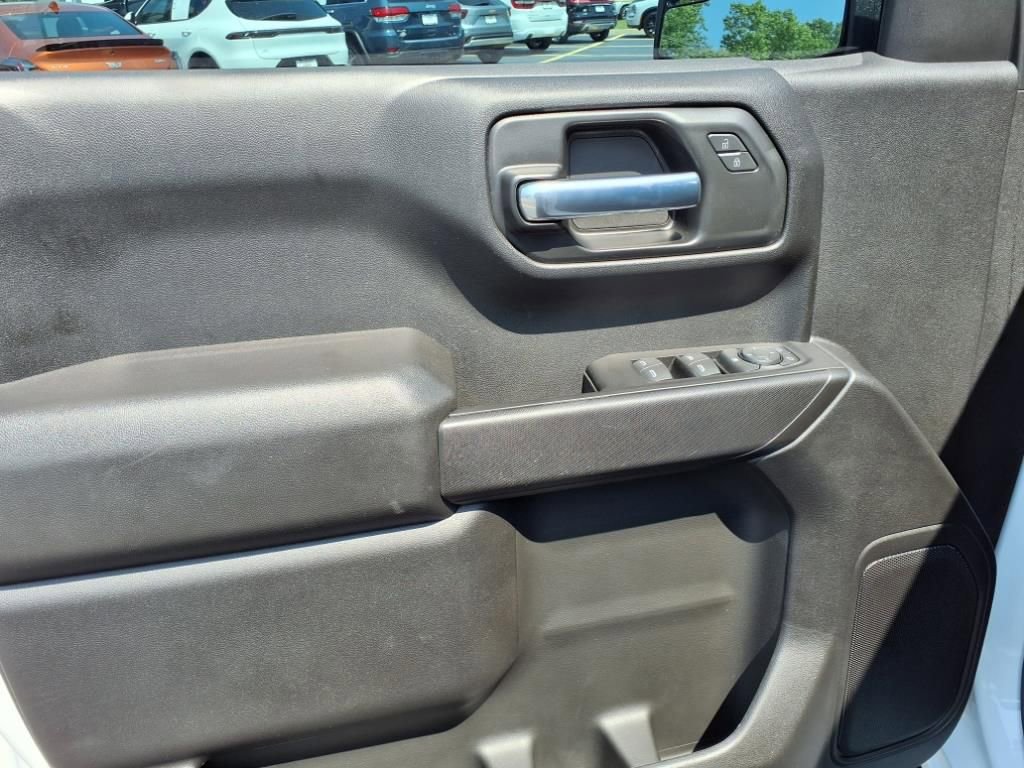 Used 2025 Chevrolet Silverado 1500 Custom w/ LPO, Dark Essentials Package image 14