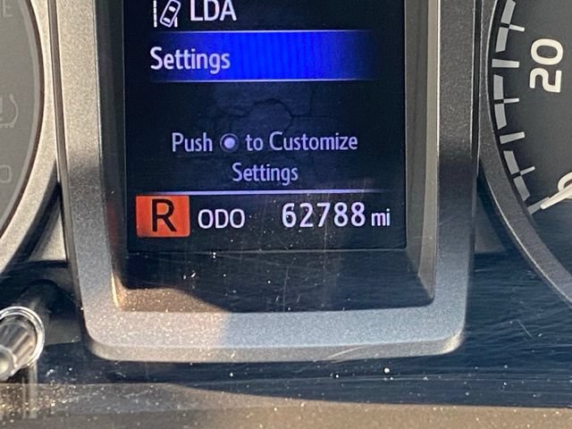 Used 2019 Toyota Tacoma TRD Off-Road w/ Technology Package AWD/4WD image 24