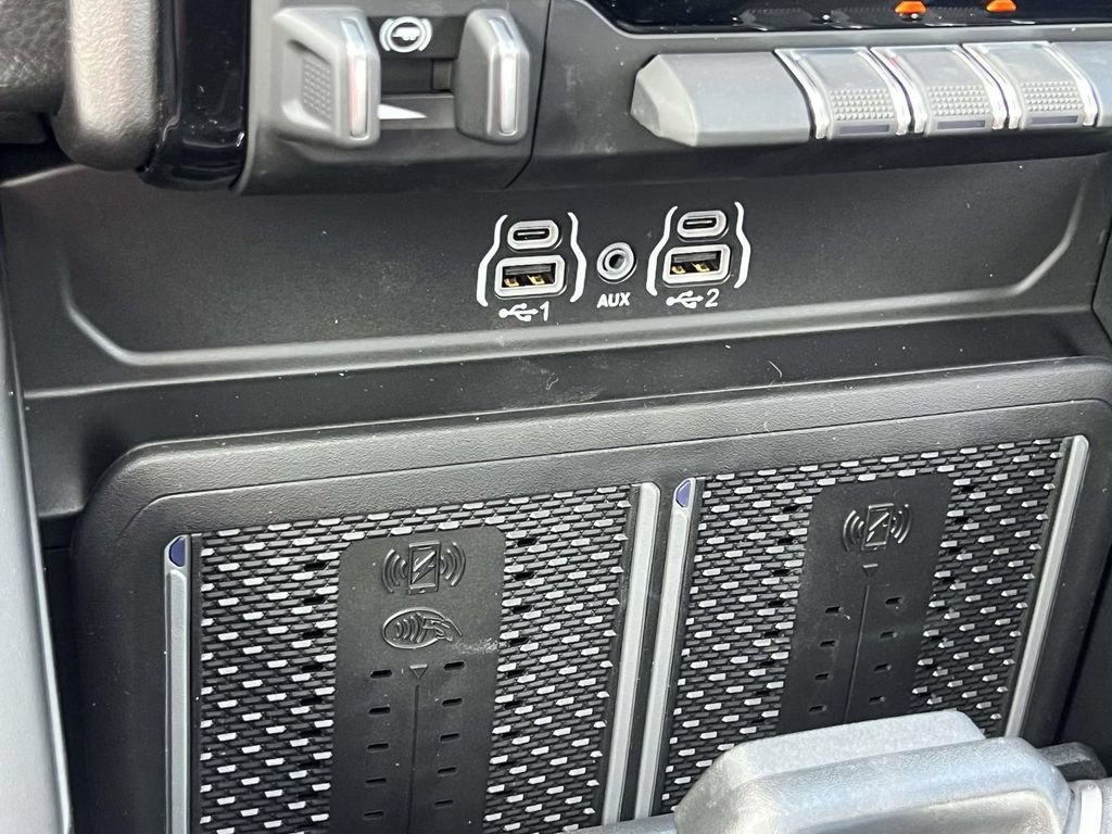 New 2027 RAM 1500 Laramie w/ Night Edition AWD/4WD image 24
