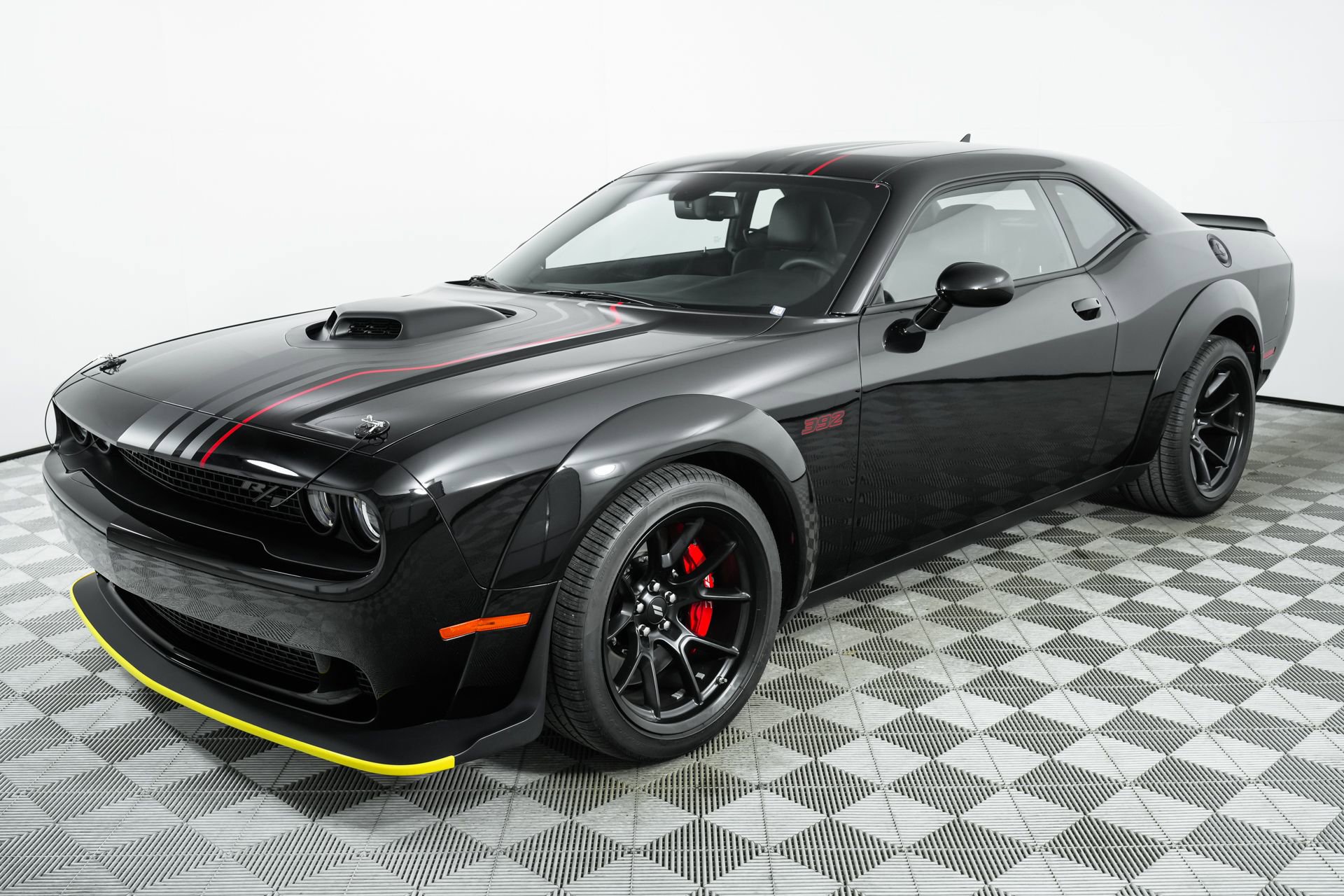 Used 2023 Dodge Challenger R/T Scat Pack RWD image 70