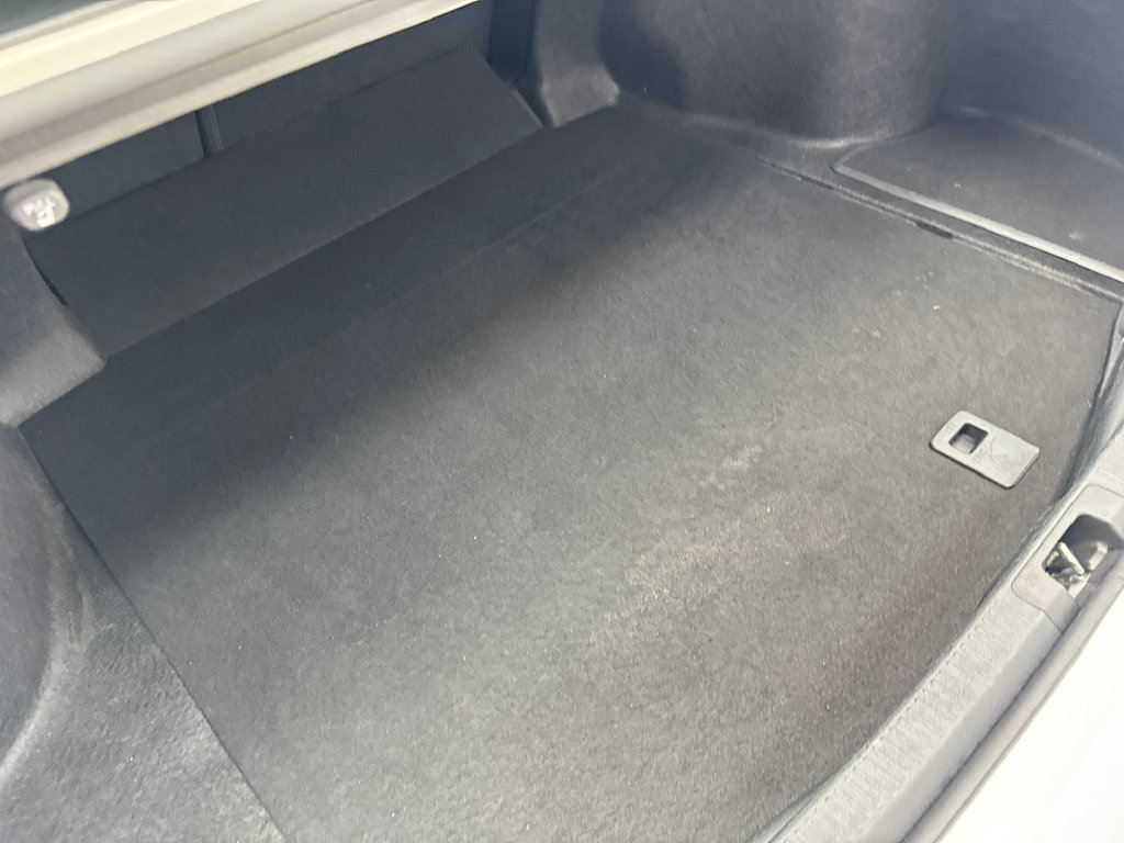 Used 2025 Toyota Camry LE FWD image 82