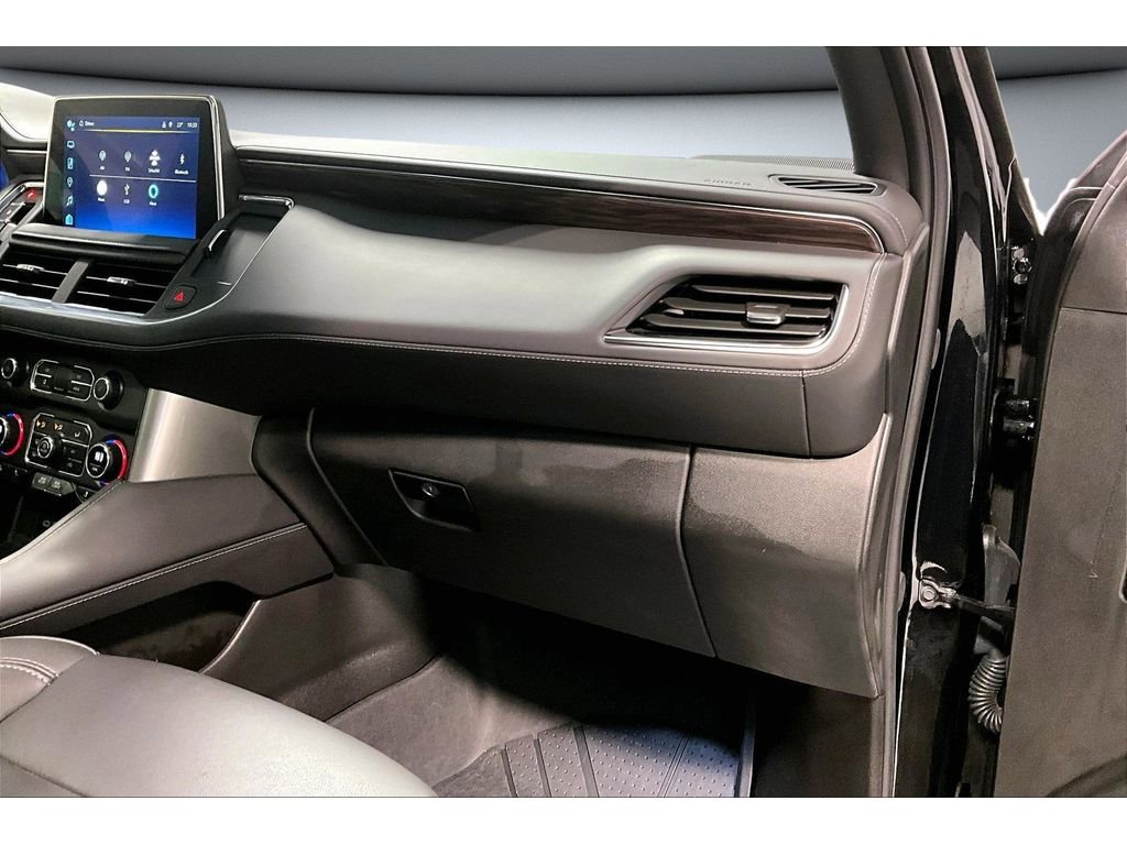 Used 2024 Chevrolet Tahoe LT w/ Luxury Package image 17