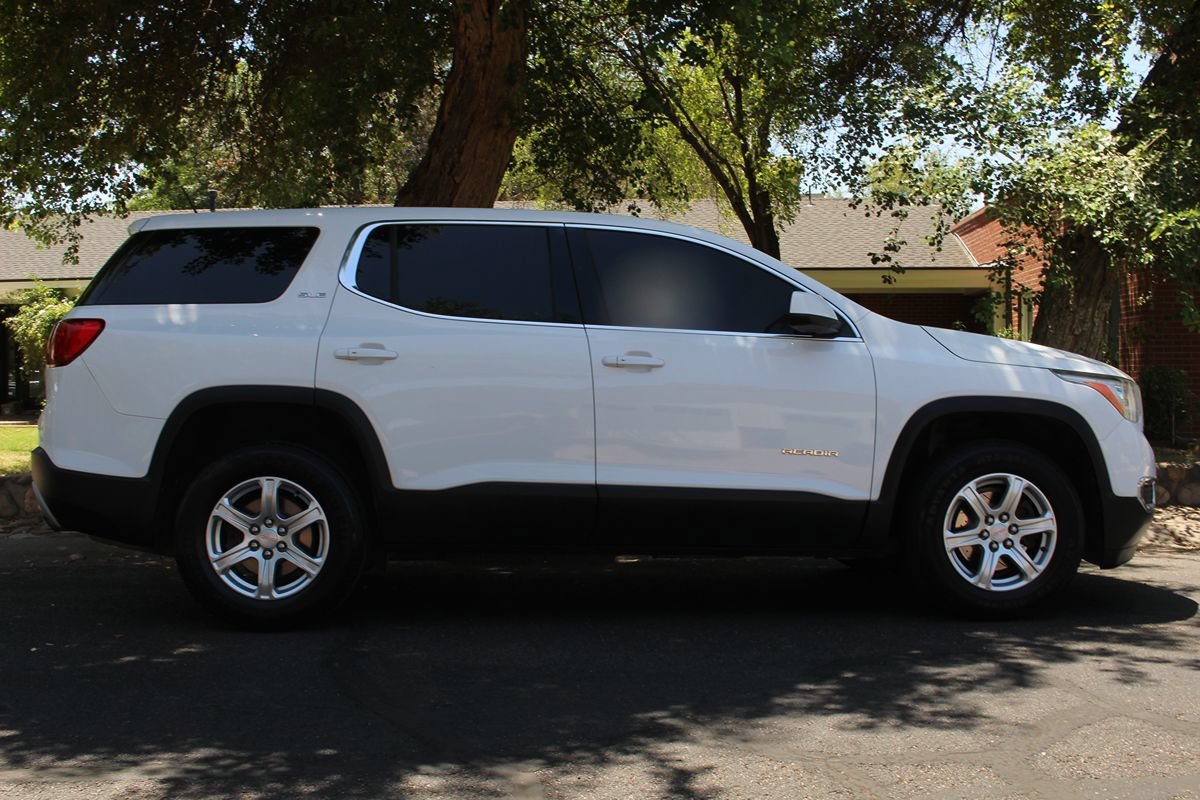 Used 2018 GMC Acadia SLE FWD image 3