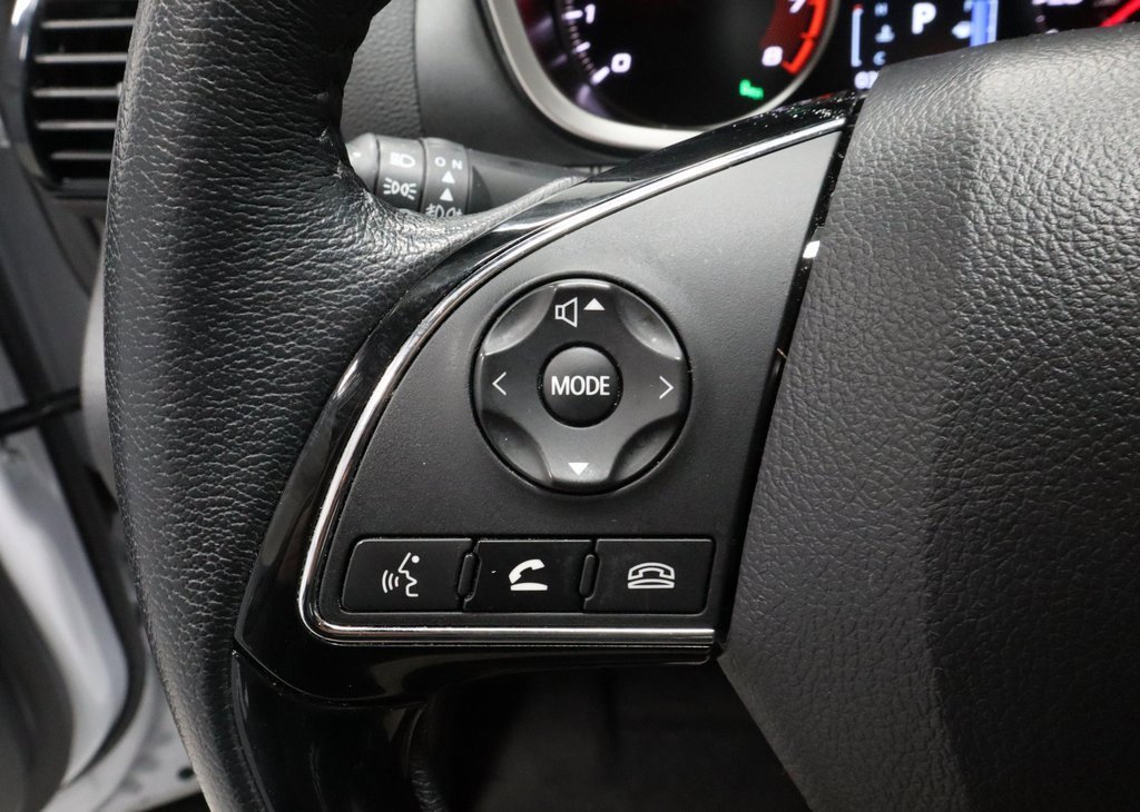 Used 2024 Mitsubishi Eclipse Cross SE image 28