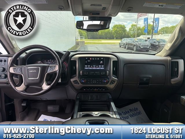 Used 2016 GMC Sierra 1500 Denali w/ Enhanced Driver Alert Package AWD/4WD image 9