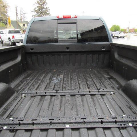 Used 2011 Chevrolet Silverado 3500 LTZ w/ LTZ Plus Package AWD/4WD image 6