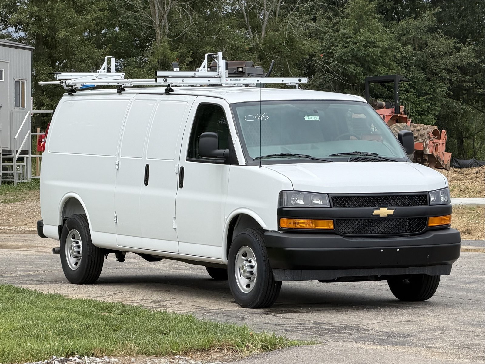 New 2026 Chevrolet Express 2500 Extended w/ Driver Convenience Package RWD image 2